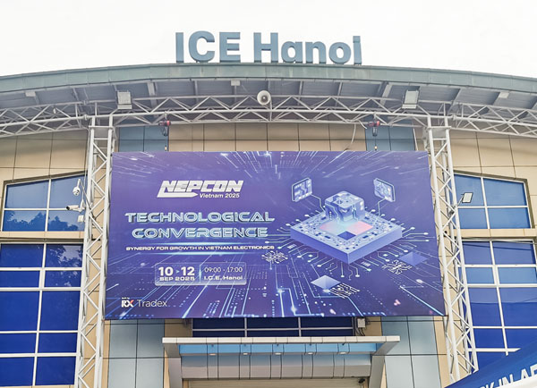 NEPCON Vietnam 2025 démarre en fanfare ! Les produits d'essuyage pour salles blanches Baoshili mettent en avant leur force d'innovation technologique.